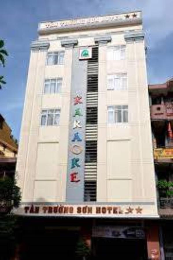 Tan Truong Son Hotel Dong Hoi Exterior photo